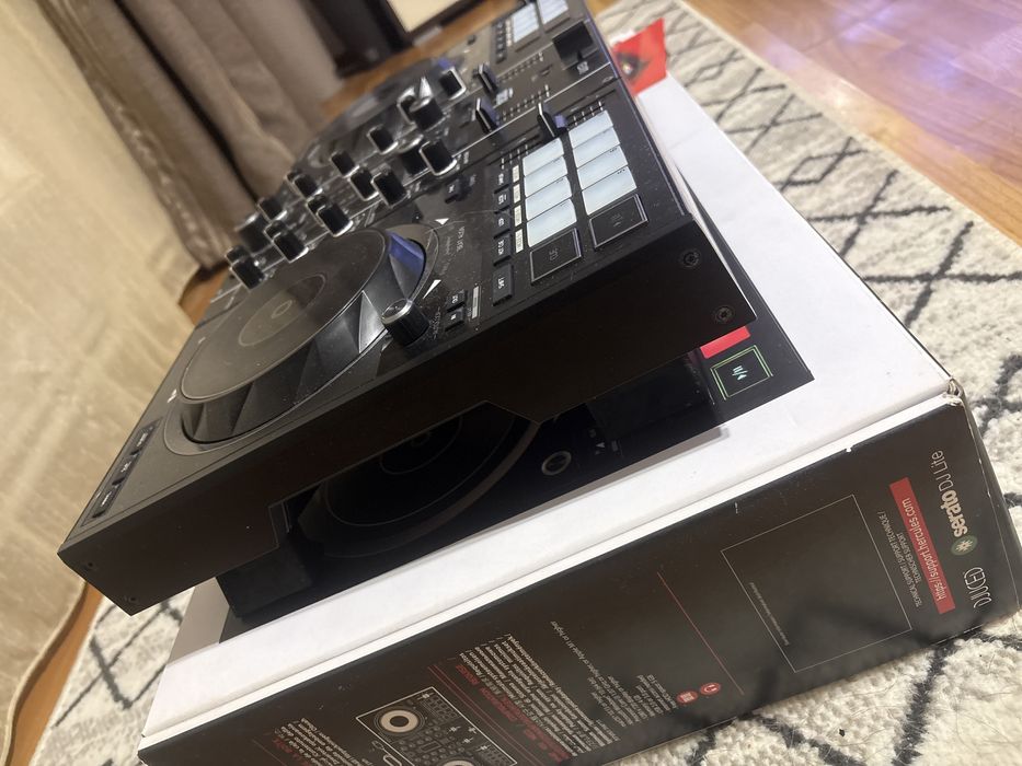 Consola dj control inpulse 500