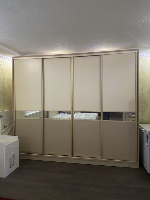 Продам шкаф купе