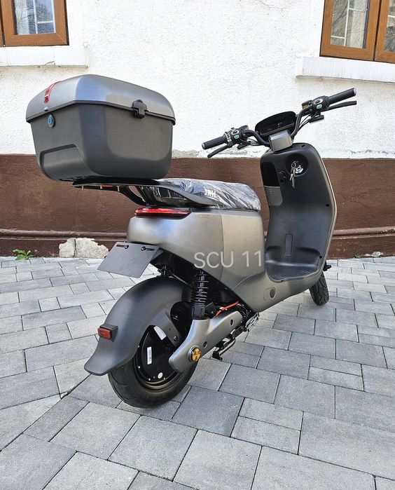 Scuter Electric LX900 Baterie 30Ah Litiu  Autonomie mare 70- 80km