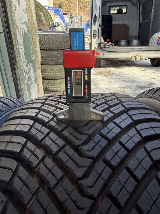 Jante originale VW Tiguan Tayron ID7 cu anvelope alseason 235/50 19