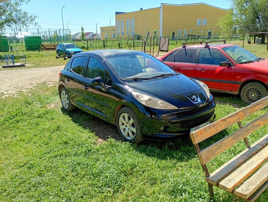 Продам Пежо 207 в хорошем состоянии