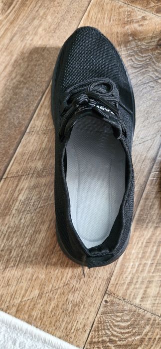 Мужские кроссовки летние