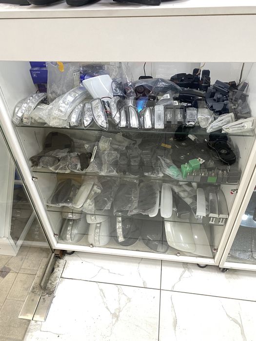 Боковой ойналар