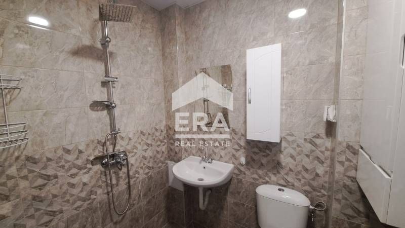 Продава се Двустаен апартамент в Русе, Дружба 3 - 69 кв.м за 518 €/кв.м - Снимка #8