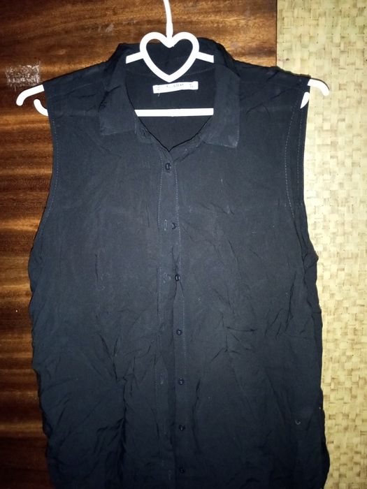 Продам женские топы.