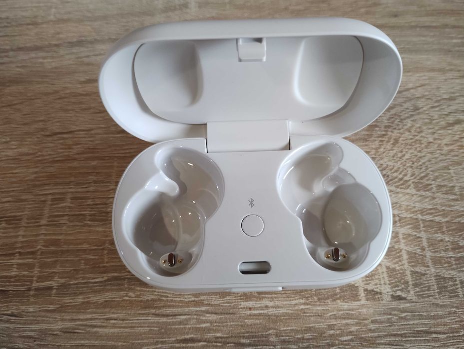bose quietcomfort зарядна кутия