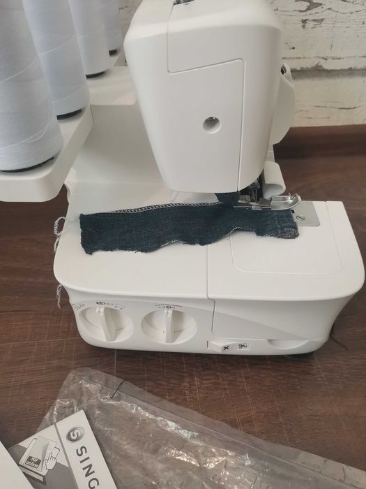 Шевна машина AEG 791 и оверлог Singer