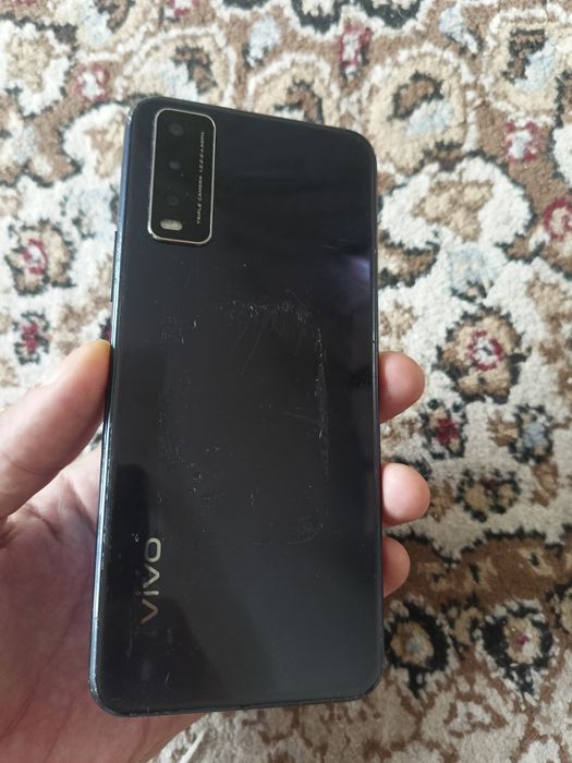 Продам  смартфон виво