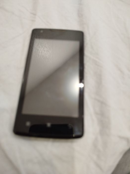 Телефони Redmi 9T и Lenovo