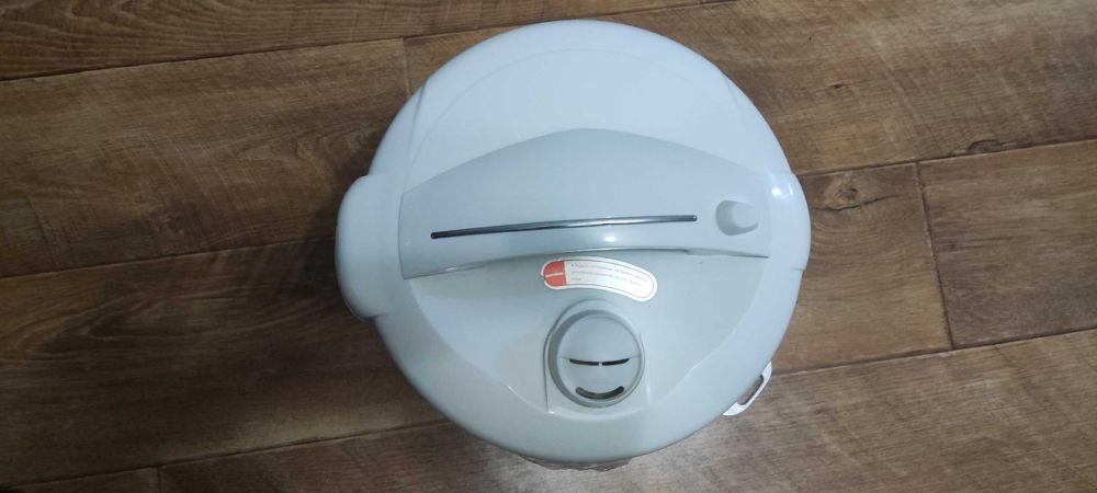 Мультиварка Scarlett SC-410