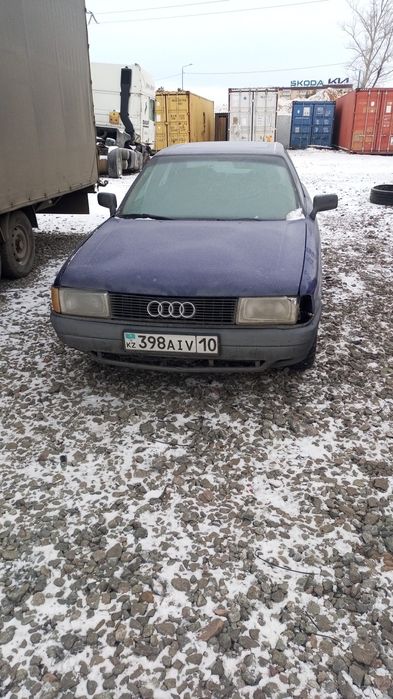 Продам машину Ауди 80