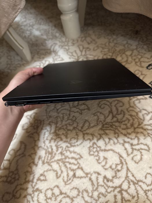 Asus Zeenbook 1TB