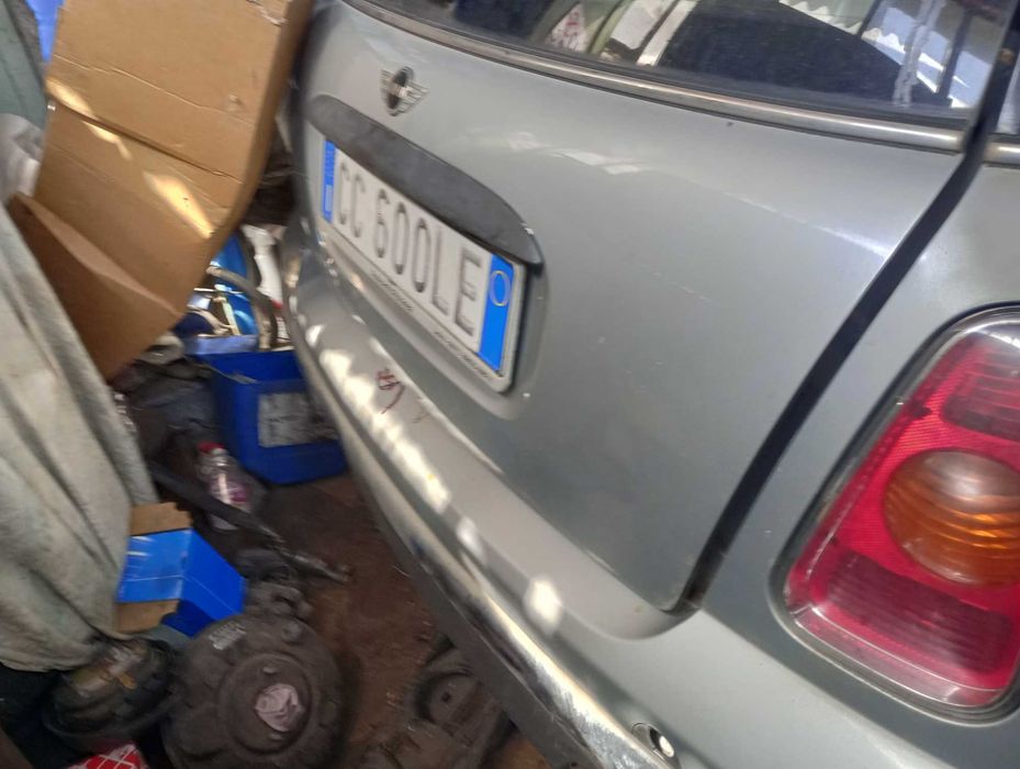 Мини Купър на части