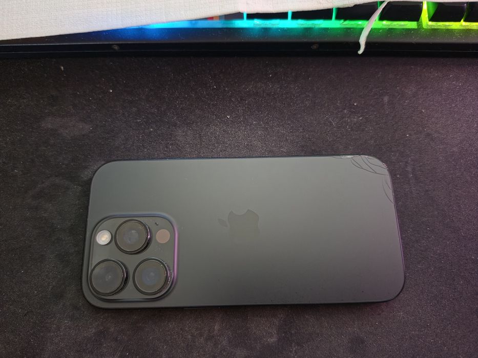 IPhone 16 pro 128 gb
