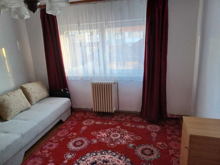 Garsonieră de închiriat