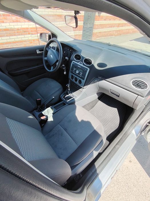 Vând Ford focus An 2006