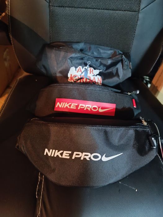 Чантички, паласки, диагоналка Nike, Hugo, Calvin Klein, Venum , Under armour