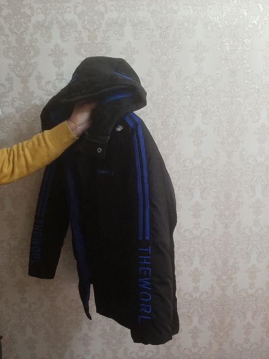 Зимняя куртка синяя