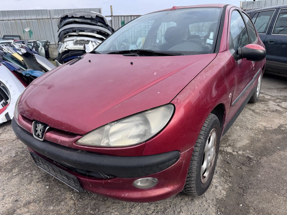Peugeot 206 2.0hdi 90hp 2000г На Части