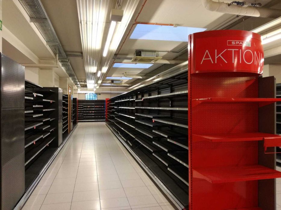 Rafturi neutre magazin alimentar si supermarket - diverse utilizari