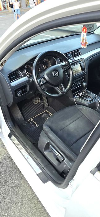 Vand Skoda Superb 2015