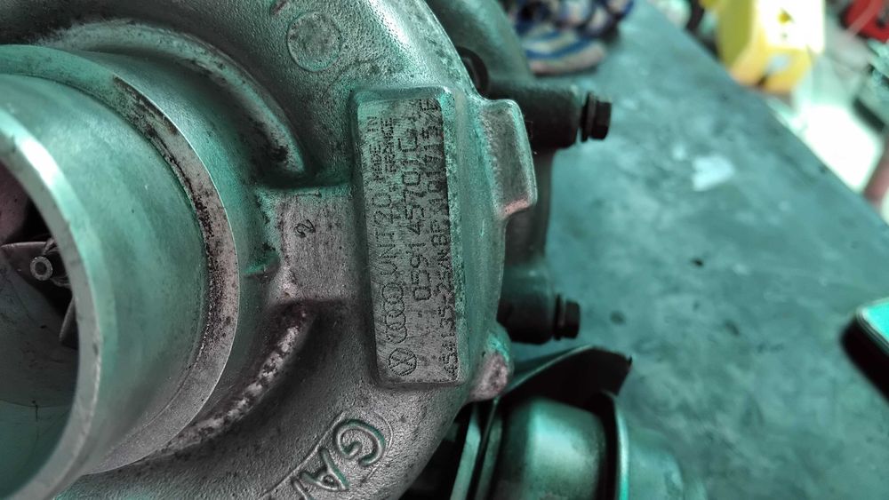 Piese/Turbina 2.5 tdi 150cp,broasca usa laguna 3