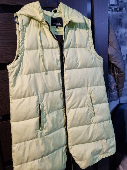 Куртка-безруеавка