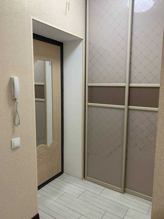 Продам однокомнатную КСК