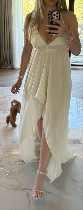 Vand rochie de vara cu trena