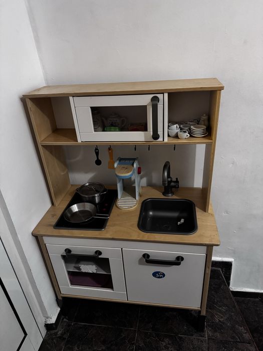 Детска кухня от Ikea