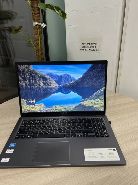 Ноутбук Asus озу4