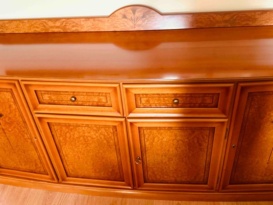 Масивен комплект Бюфет + Витрина + ТВ/Видео Шкаф