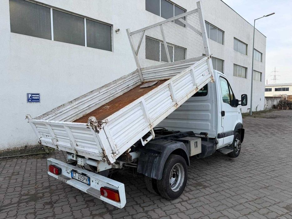 Renault Mascott 35C11 Basculabil pe trei părți