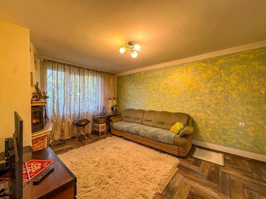 Продава се Къща в Българово - 280000 кв.м за 1 €/кв.м - Снимка #3