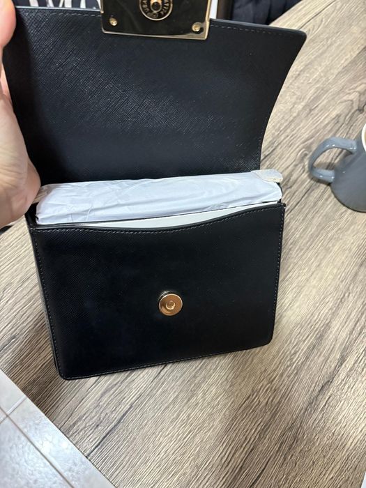 Geanta nouă Kate Spade