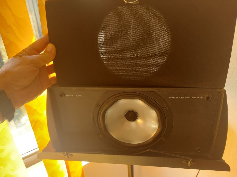 Amplificatoare, cd, deck și boxe podea