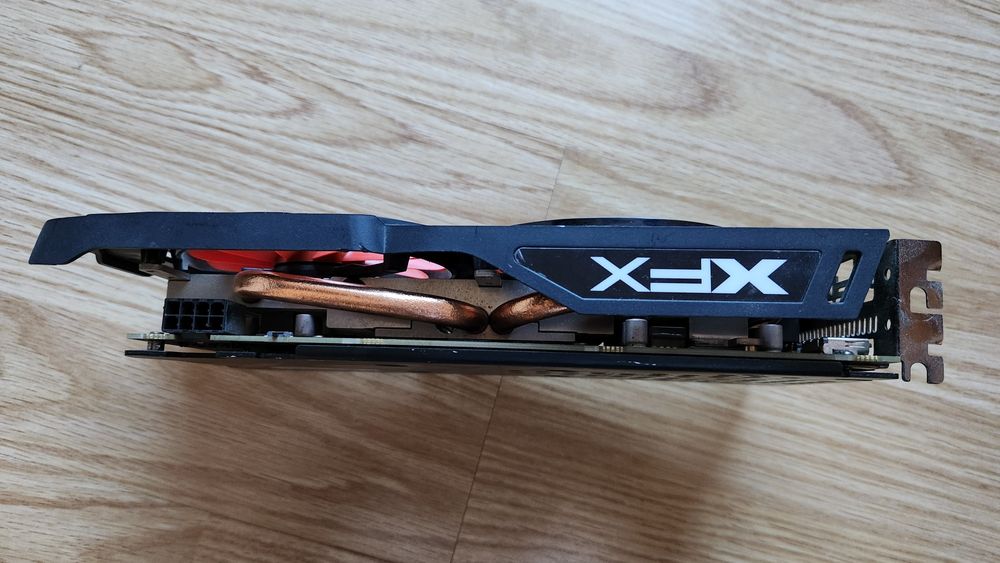Placa video gaming AMD XFX RX 570 4GB GDDR5