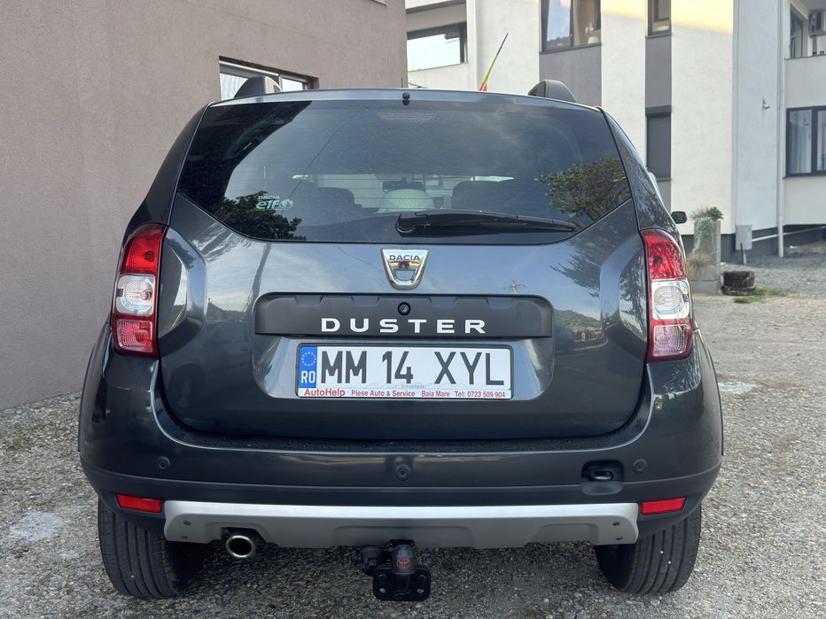 Dacia Duster 2013 luna 12.