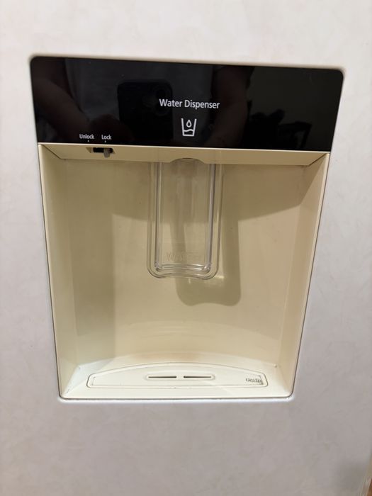 Холодильник Samsung 83x75