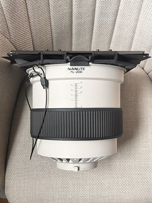 Cap Fresnel Bowens Nanlite FL-20G