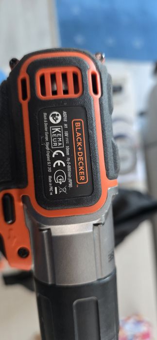 Black + Decker_Masina de găurit cu percuție  +