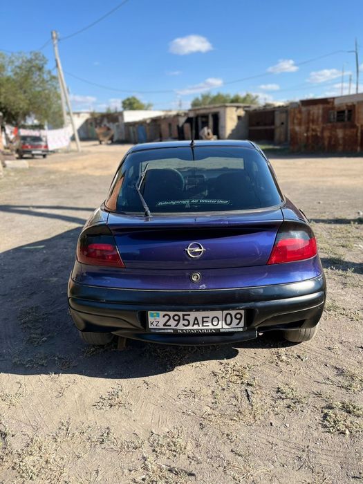 Продам машину  хорошим состояние