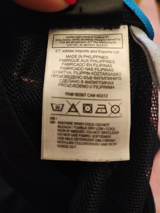 Шорты ADIDAS летние на очень полного мужчину.