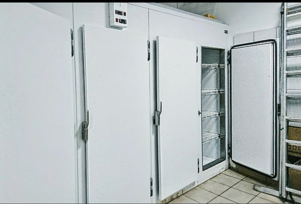 Морозильные и холодильные камеры