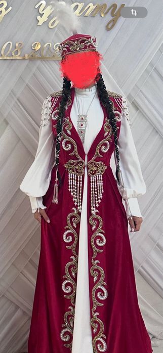 Платье на узату