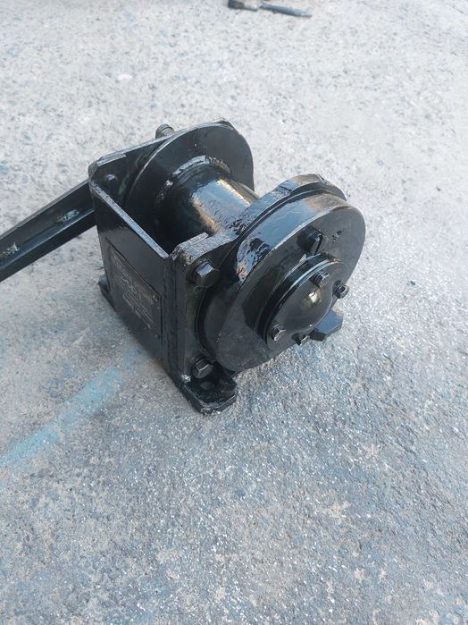 Лебёдка ручная ЛР-1.