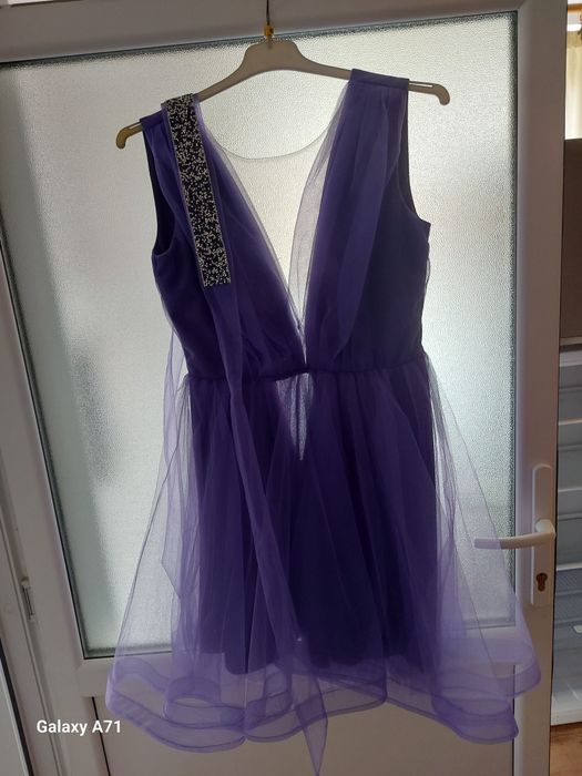 Vând rochițe petrecere