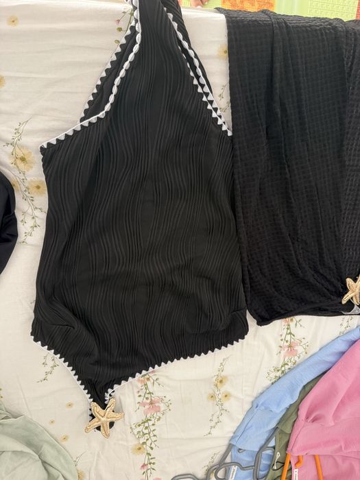 Costum de baie intreg +2 jupe nepurtat!