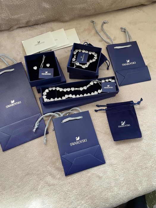 Set swarovski nou cu eticheta si factura