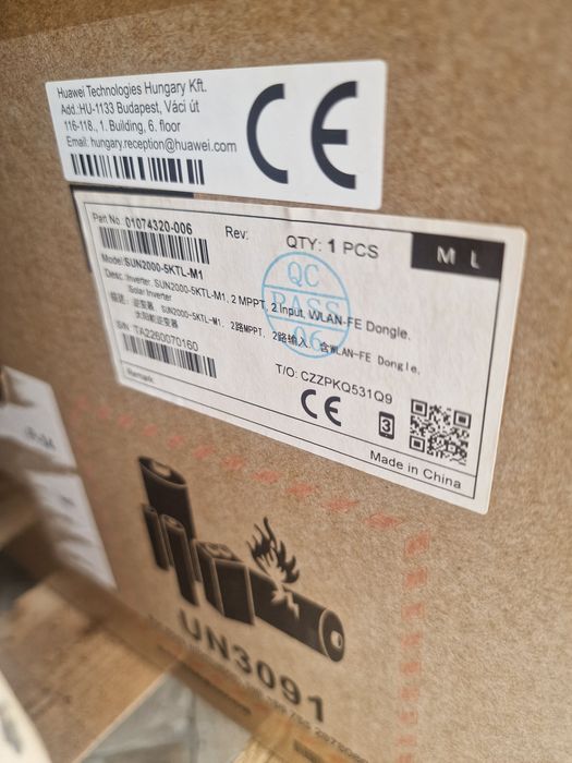 Vand invertor monofazat si trifazat Huawei